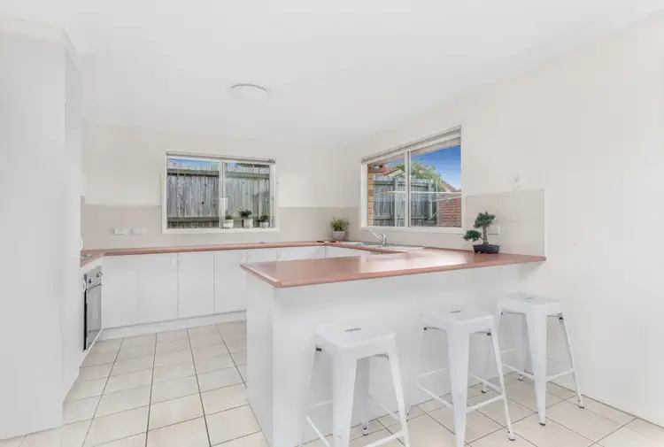 Sixth view of Homely house listing, 10 Alexandra Close, Aspley QLD 4034