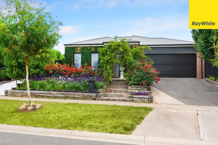 7 Manikato Drive, Drouin VIC 3818