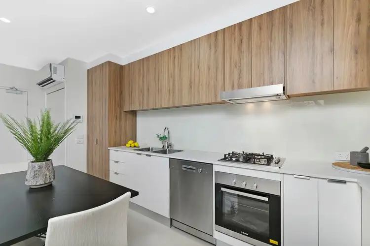 Second view of Homely apartment listing, 1/22 Bay Terrace, Wynnum QLD 4178