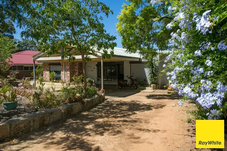 9 Grove Road, Walliston WA 6076