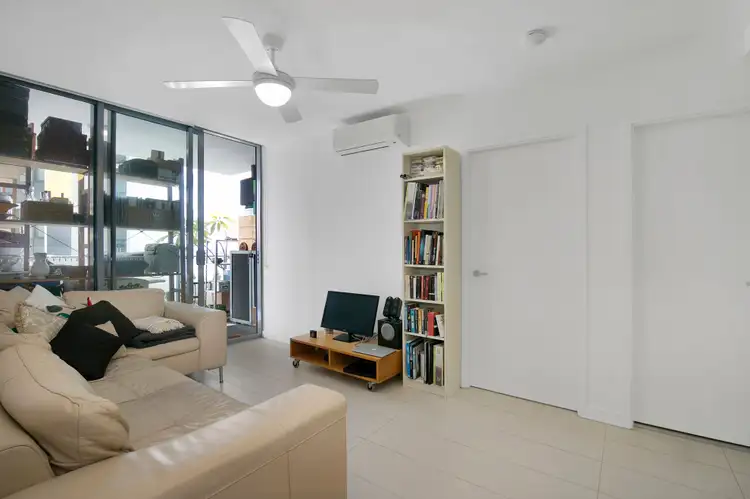 Sixth view of Homely apartment listing, 1007/338 Water Street, Fortitude Valley QLD 4006