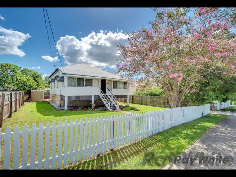 91A South Station Road, Silkstone QLD 4304