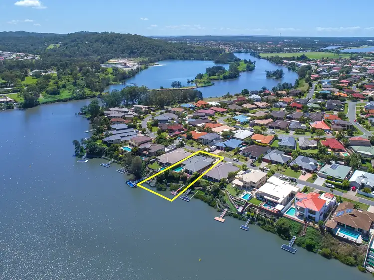 37 Brittany Drive, Oxenford QLD 4210