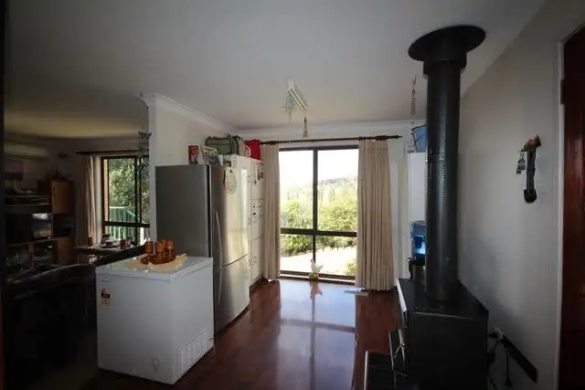 Fifth view of Homely house listing, 61 Curtis Street, Oberon NSW 2787