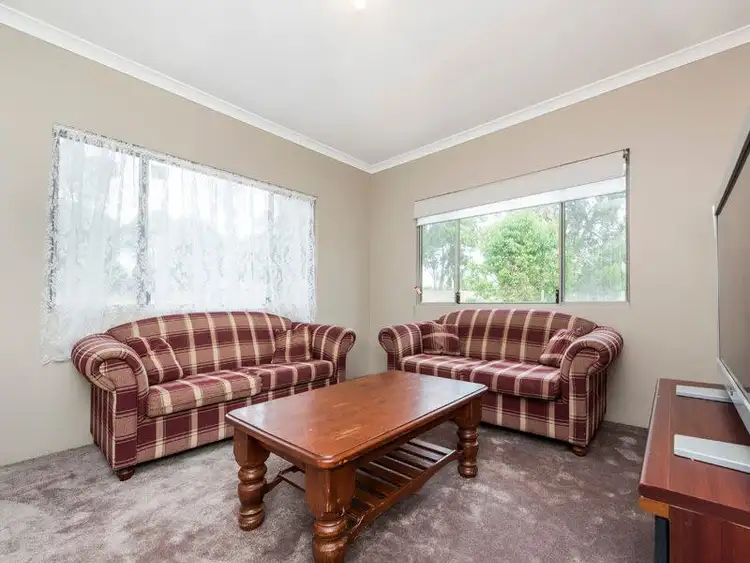 Sixth view of Homely house listing, 30 Lorikeet Court, Chittering WA 6084