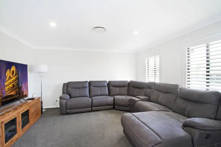 Second view of Homely house listing, 11 Lorikeet Drive, Tamworth NSW 2340