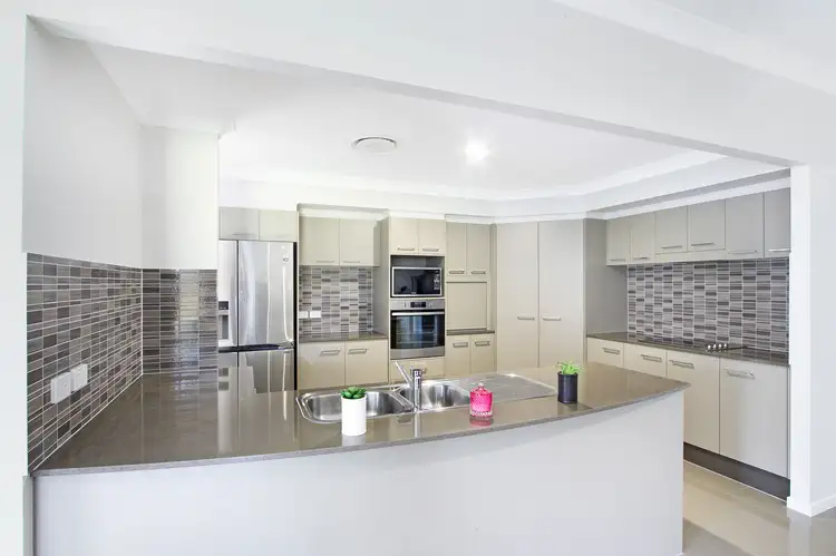 Third view of Homely house listing, 11 Lorikeet Drive, Tamworth NSW 2340