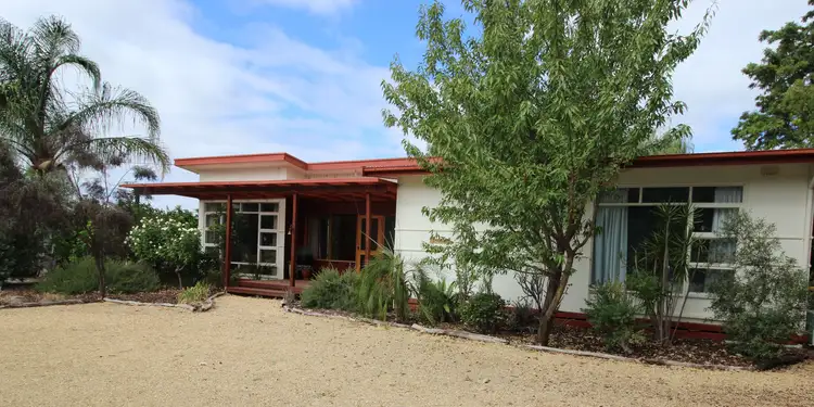 169 Ramco Road, Waikerie SA 5330