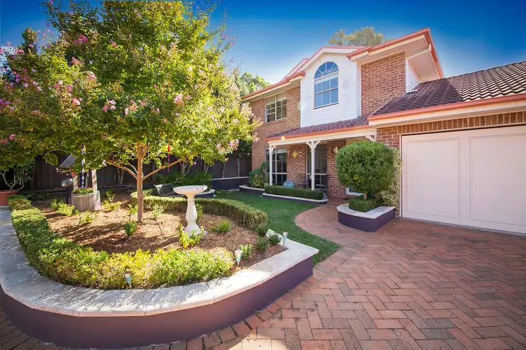 2/16 Amberwood Place, Menai NSW 2234