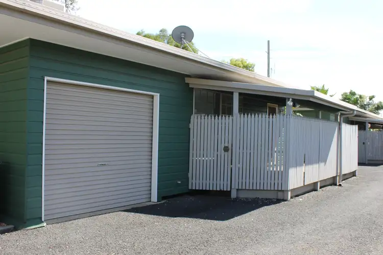 2/52 Bunya Street, Dalby QLD 4405