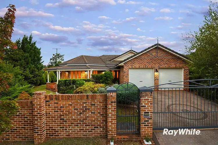 2 Emerald Court, Middle Ridge QLD 4350