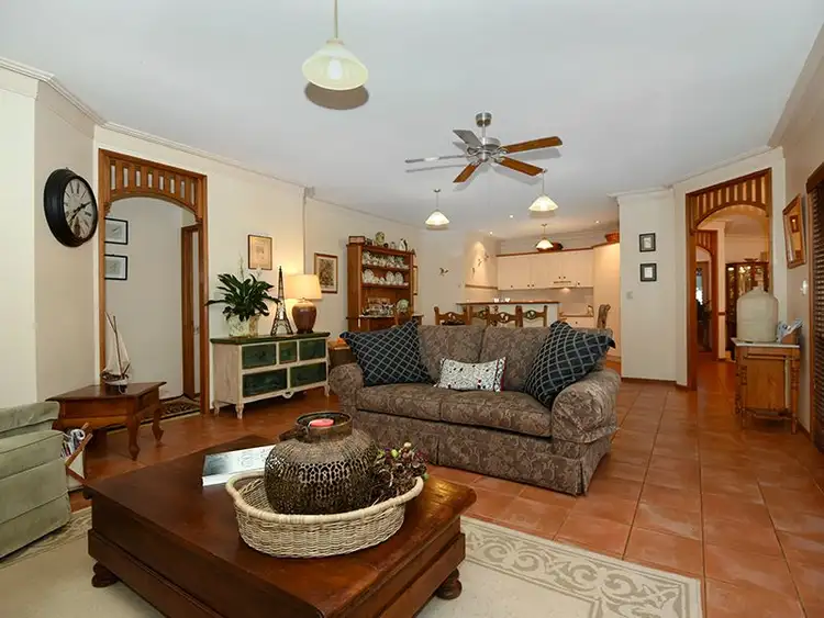 Seventh view of Homely house listing, 2 Emerald Court, Middle Ridge QLD 4350