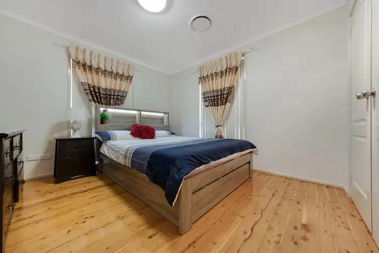 Sixth view of Homely house listing, 10 Salamaua Place, Glenfield NSW 2167
