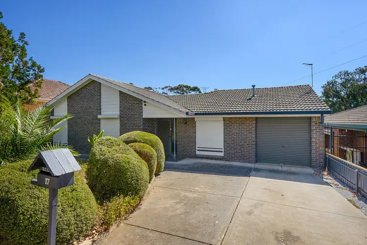 17 Dorothy Avenue, Northfield SA 5085