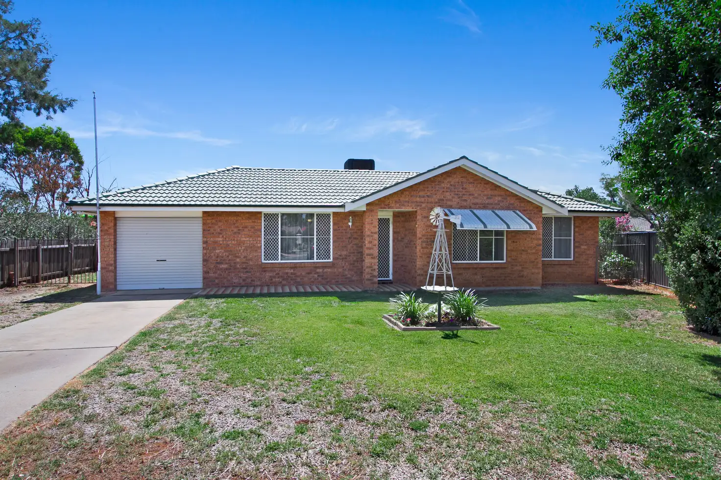 Main view of Homely house listing, 20 Caley Close, Tamworth NSW 2340