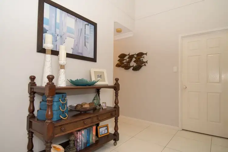 Second view of Homely house listing, 8 Maltravers Drive, Arundel QLD 4214