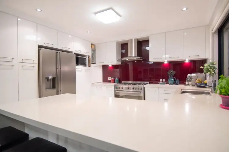 Fifth view of Homely house listing, 8 Maltravers Drive, Arundel QLD 4214
