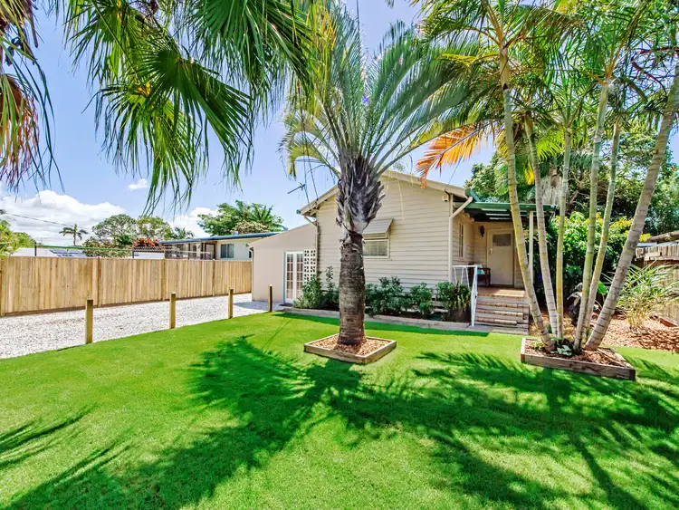 63 Kindra Avenue, Southport QLD 4215