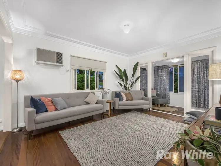 24 Benfield Street, Mitchelton QLD 4053