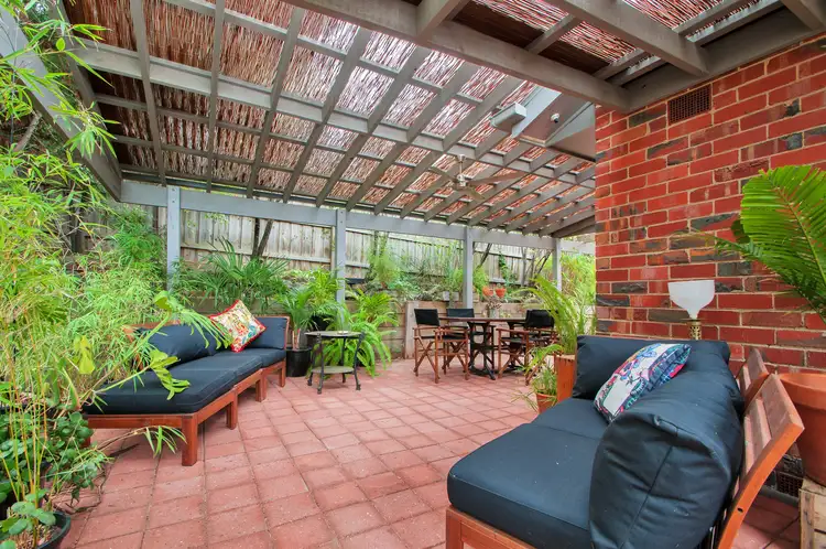 Main view of Homely unit listing, 2/27 Wicklow Avenue, Croydon VIC 3136