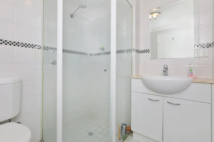 Sixth view of Homely studio listing, 30/13 Ernest Street, Crows Nest NSW 2065