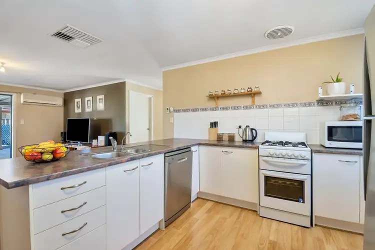 Seventh view of Homely house listing, 8 Dawn Close, Andrews Farm SA 5114