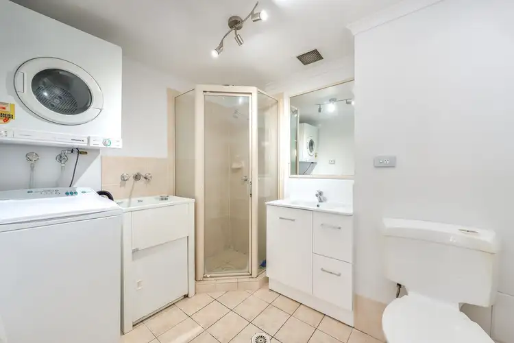 Fifth view of Homely unit listing, 5/63 Queen Street, Southport QLD 4215