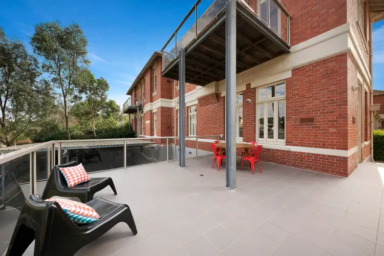 Fifth view of Homely apartment listing, 2/136 Ernest Jones Drive, Macleod VIC 3085