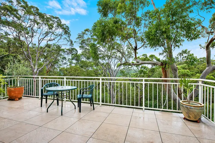 4 Meredith Avenue, Hornsby Heights NSW 2077