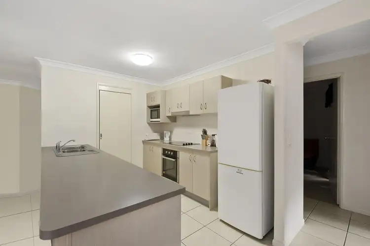 1/1 Canaipa Court, Rothwell QLD 4022