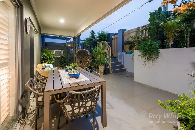 Second view of Homely unit listing, 2/16 Selborne Street, Mount Gravatt East QLD 4122