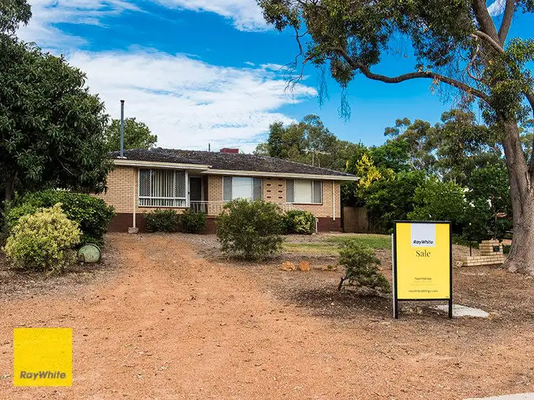 1 Gloucester Road, Kalamunda WA 6076