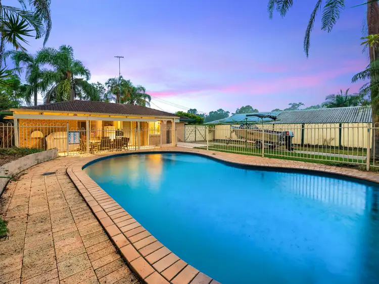 115 Estramina Road, Regents Park QLD 4118