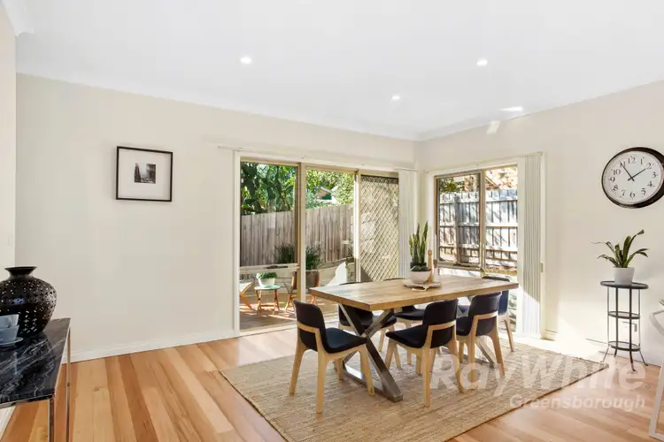 Main view of Homely unit listing, 2/24 Railway Road, Briar Hill VIC 3088