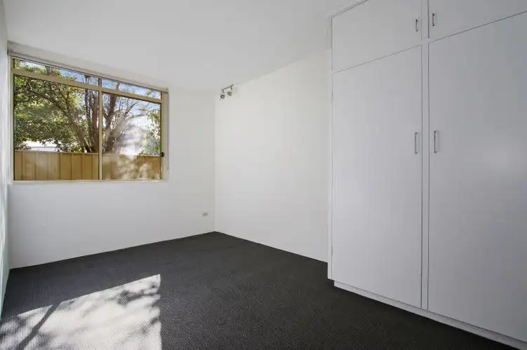 Fourth view of Homely unit listing, 8/562 Union Road, Lavington NSW 2641