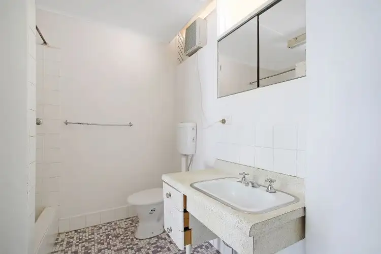 Sixth view of Homely unit listing, 8/562 Union Road, Lavington NSW 2641