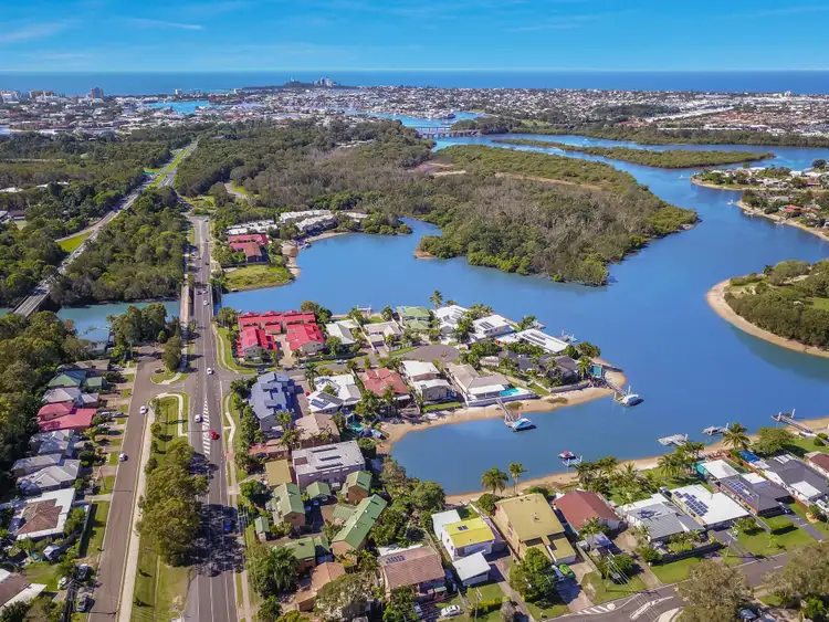 5 Cootamundra Drive, Mountain Creek QLD 4557