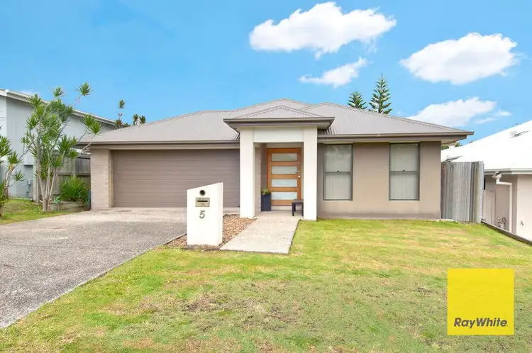 5 Bellthorpe Crescent, Waterford QLD 4133