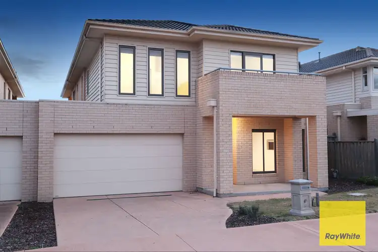 Third view of Homely house listing, 34 Sanctuary Lakes East Boulevard, Sanctuary Lakes VIC 3030