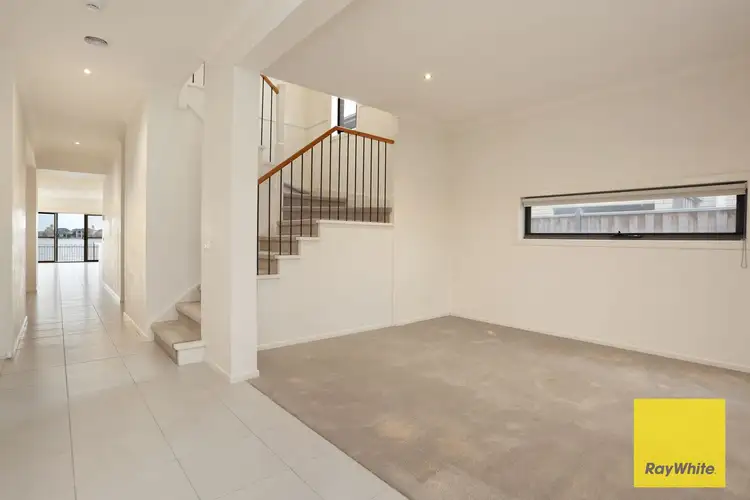 Fourth view of Homely house listing, 34 Sanctuary Lakes East Boulevard, Sanctuary Lakes VIC 3030