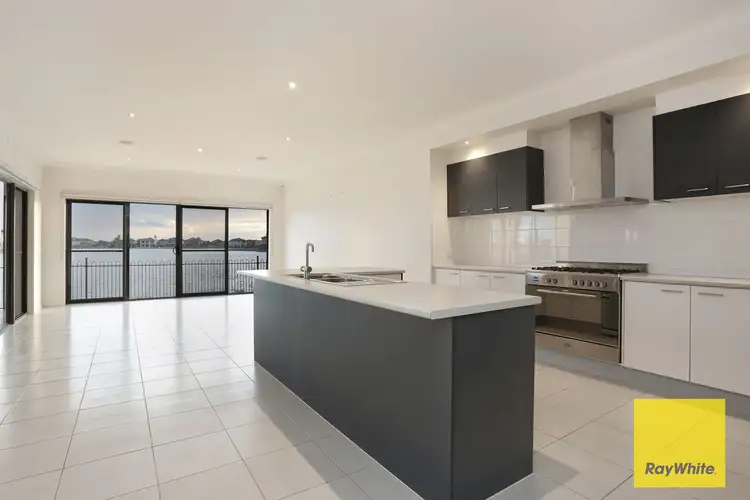 Sixth view of Homely house listing, 34 Sanctuary Lakes East Boulevard, Sanctuary Lakes VIC 3030