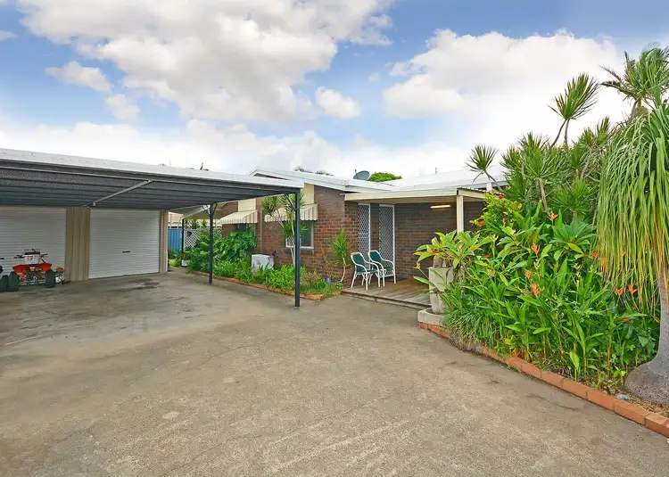 43 Sunset Crescent, Torquay QLD 4655