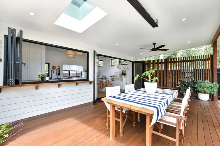 15 Wyoming Street, Blackwall NSW 2256