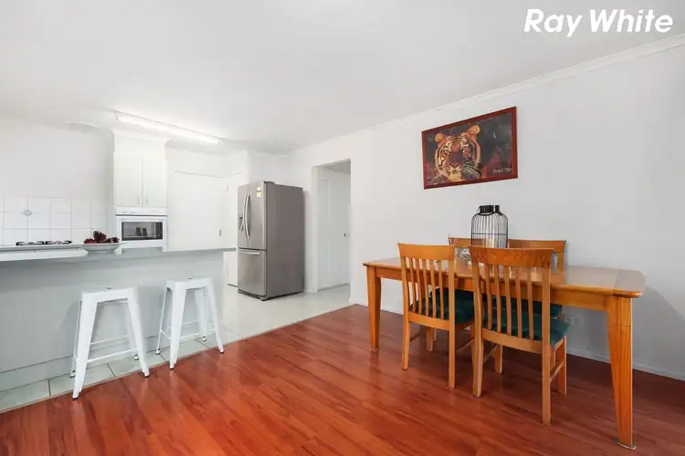 Sixth view of Homely house listing, 8 Claire Close, Pakenham VIC 3810