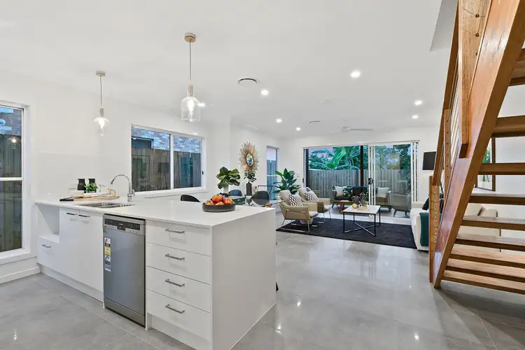 Second view of Homely townhouse listing, 2/7 Albert Street, Annerley QLD 4103