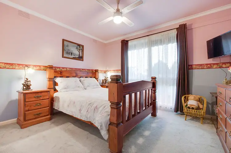 Fifth view of Homely house listing, 6 Genoa Court, Frankston VIC 3199