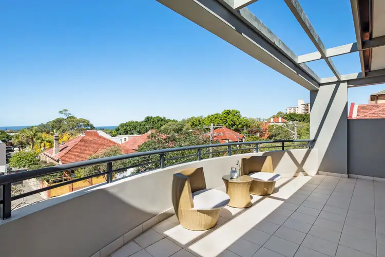 Third view of Homely apartment listing, 5/1 Bennett Street, Bondi NSW 2026