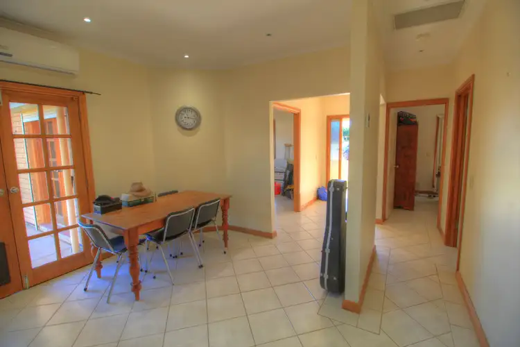 Fifth view of Homely house listing, 11 Stasinowsky Court, Loxton SA 5333