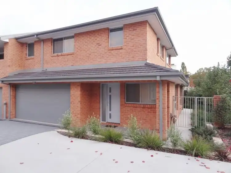 Main view of Homely townhouse listing, 10/10-12 Mulloon Street, Queanbeyan East NSW 2620