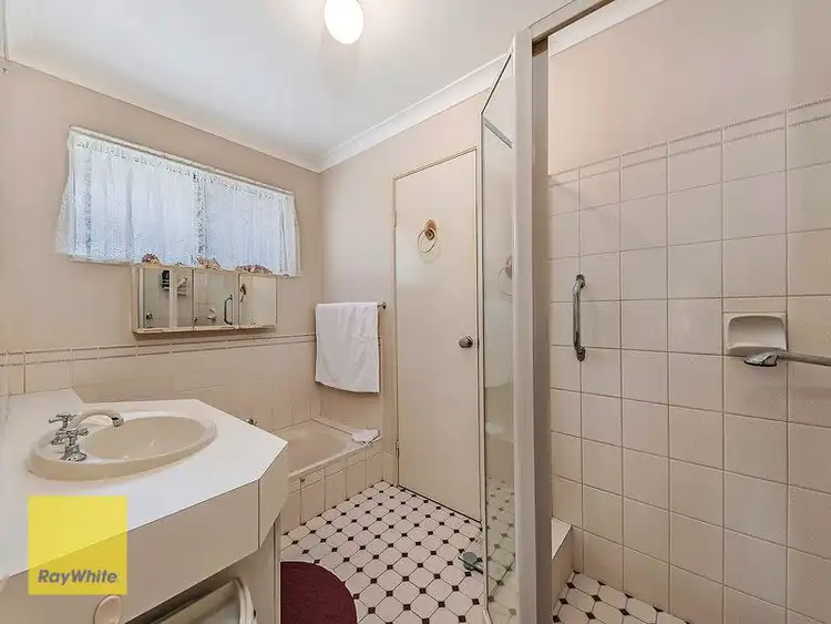 Sixth view of Homely house listing, 25 Beenan Elbow, South Guildford WA 6055